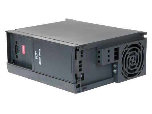 Преобразователь частоты Danfoss VLT Micro Drive FC-051P7K5T4E20H3BXCXXXSXXX